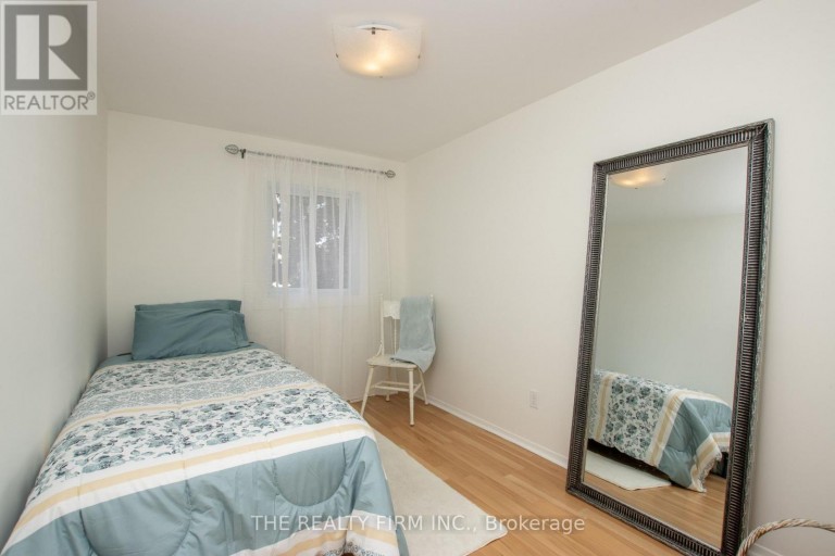 32 - 110 DEVERON CRESCENT, London South (South T), Ontario, N5Z4W7