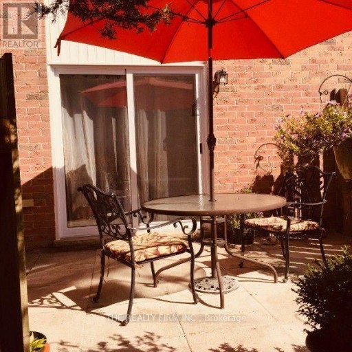 32 - 110 DEVERON CRESCENT, London South (South T), Ontario, N5Z4W7