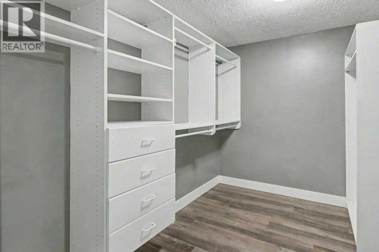 602, 320 Meredith Road NE, Calgary, Alberta, T2E5A6