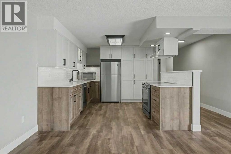 602, 320 Meredith Road NE, Calgary, Alberta, T2E5A6