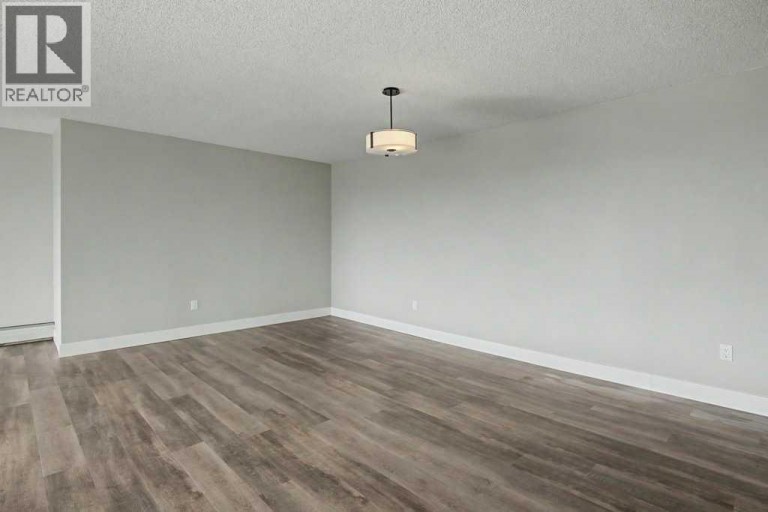 602, 320 Meredith Road NE, Calgary, Alberta, T2E5A6