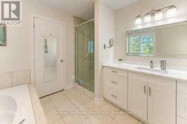 7 - 455 CLARIDGE ROAD Burlington (Roseland) Ontario photo 21