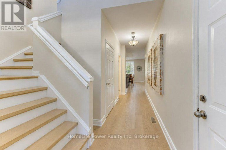 7 - 455 CLARIDGE ROAD, Burlington (Roseland), Ontario, L7N2S1