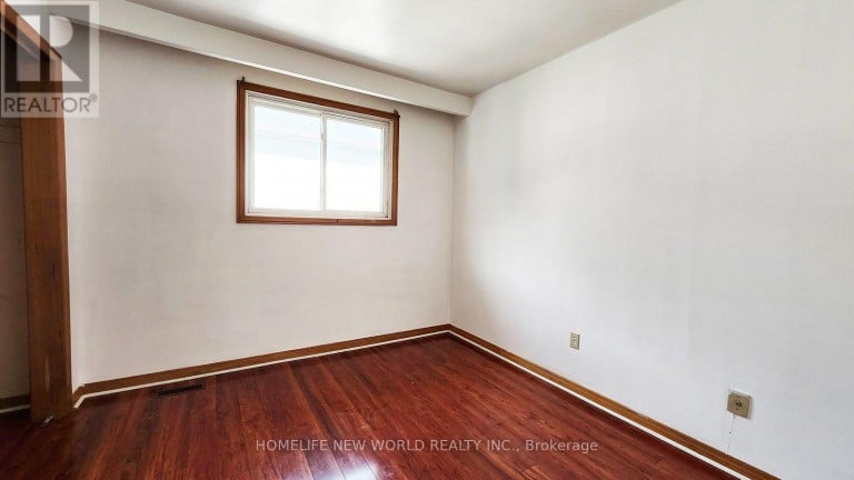 2 ARKONA DRIVE, Toronto (Tam O'Shanter-Sullivan), Ontario, M1T1X3