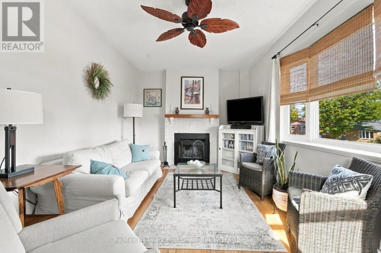 703 CARLISLE STREET, Cobourg, Ontario, K9A5E4