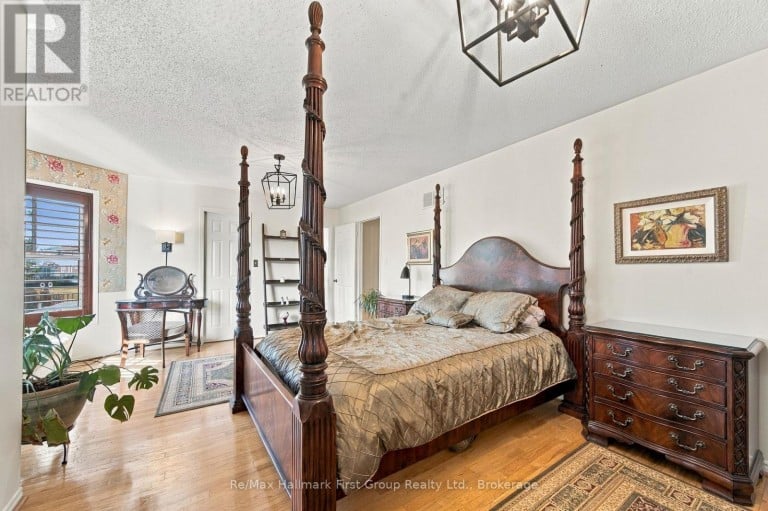 703 CARLISLE STREET, Cobourg, Ontario, K9A5E4