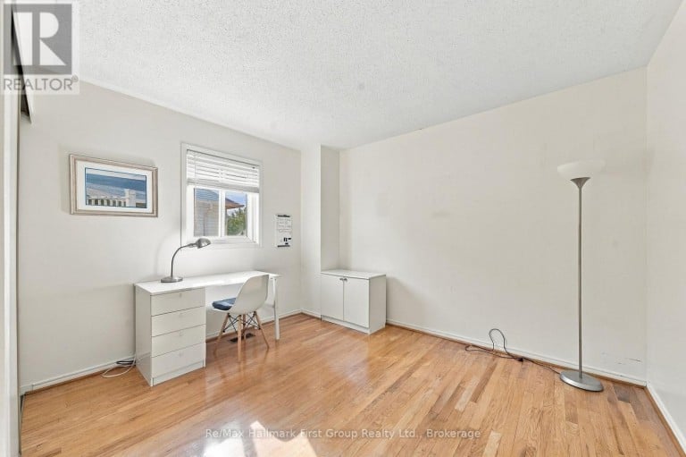 703 CARLISLE STREET, Cobourg, Ontario, K9A5E4