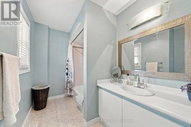 703 CARLISLE STREET Cobourg Ontario photo 36