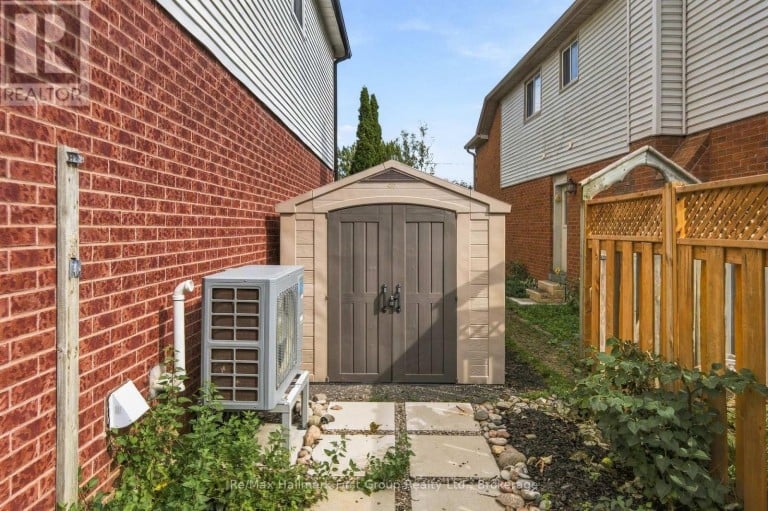 703 CARLISLE STREET, Cobourg, Ontario, K9A5E4