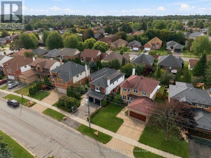 703 CARLISLE STREET, Cobourg, Ontario, K9A5E4