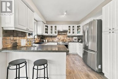 703 CARLISLE STREET Cobourg Ontario photo 8