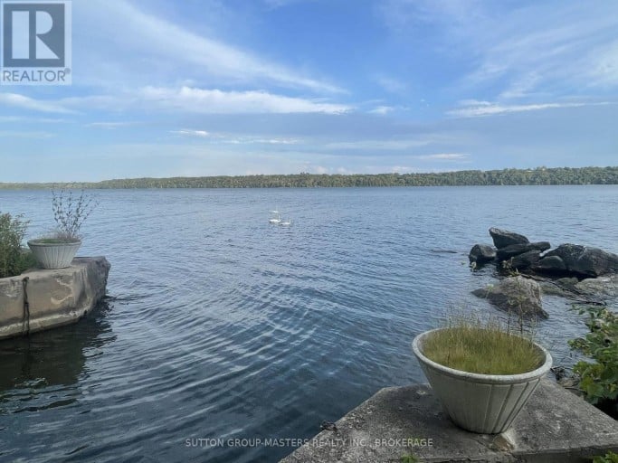 507 BAYSHORE ROAD, Greater Napanee (Greater Napanee), Ontario, K0H1G0