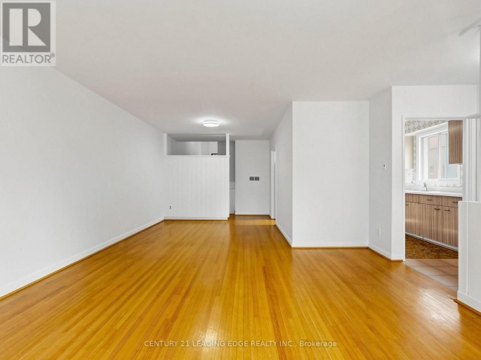 219 LYNEDOCK CRESCENT, Toronto (Parkwoods-Donalda), Ontario, M3A2B5