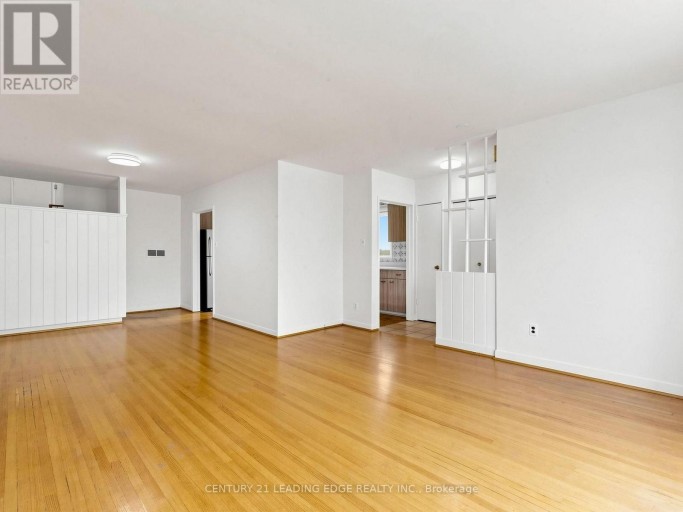 219 LYNEDOCK CRESCENT, Toronto (Parkwoods-Donalda), Ontario, M3A2B5