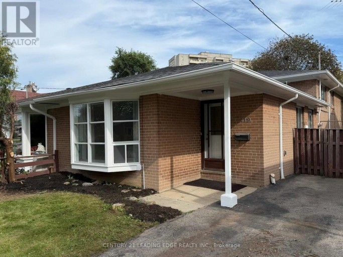 219 LYNEDOCK CRESCENT, Toronto (Parkwoods-Donalda), Ontario, M3A2B5