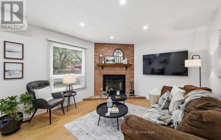 33 RANGELEY DRIVE, Toronto (Rouge), Ontario, M1B5C2