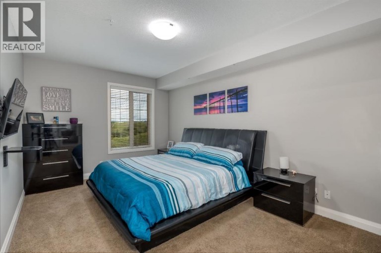 2203, 15 Sunset Square, Cochrane, Alberta, T4C0E7