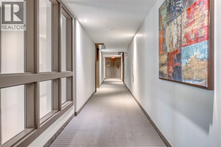 2203, 15 Sunset Square, Cochrane, Alberta, T4C0E7