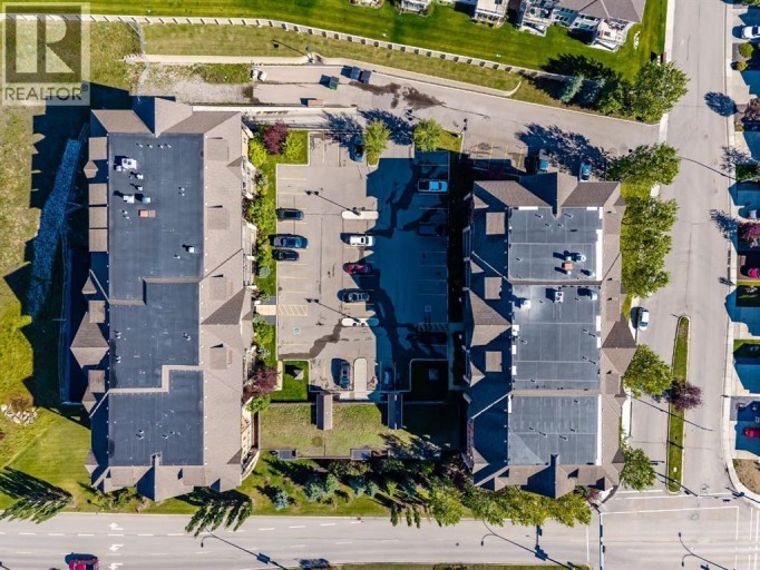 2203, 15 Sunset Square, Cochrane, Alberta, T4C0E7
