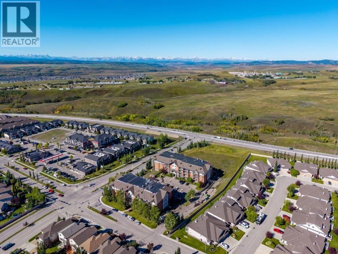 2203, 15 Sunset Square, Cochrane, Alberta, T4C0E7