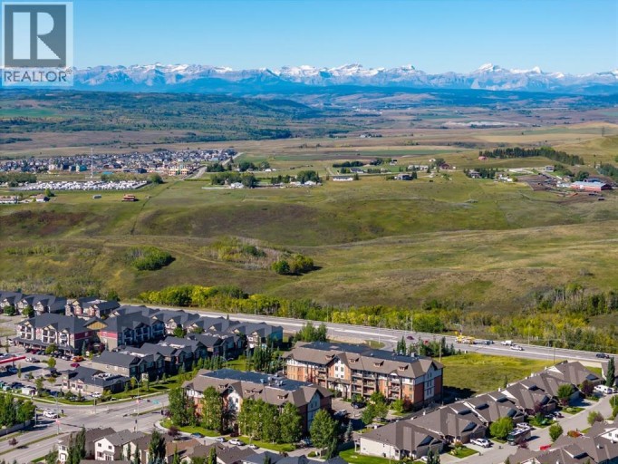 2203, 15 Sunset Square, Cochrane, Alberta, T4C0E7