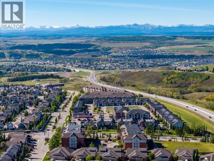 2203, 15 Sunset Square, Cochrane, Alberta, T4C0E7