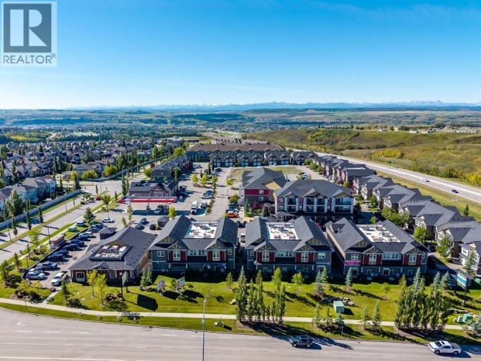 2203, 15 Sunset Square, Cochrane, Alberta, T4C0E7