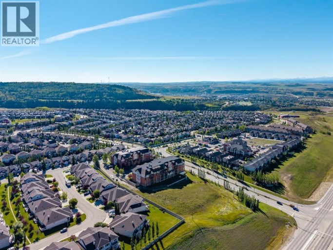 2203, 15 Sunset Square, Cochrane, Alberta, T4C0E7