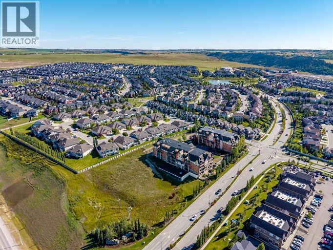 2203, 15 Sunset Square, Cochrane, Alberta, T4C0E7