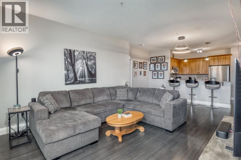 2203, 15 Sunset Square, Cochrane, Alberta, T4C0E7