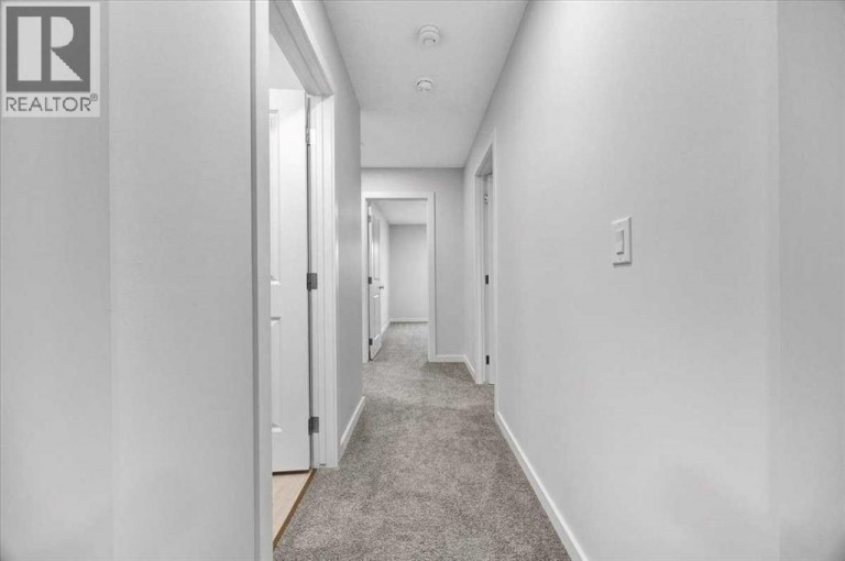 75 Versant Rise SW, Calgary, Alberta, T2Y0Z1