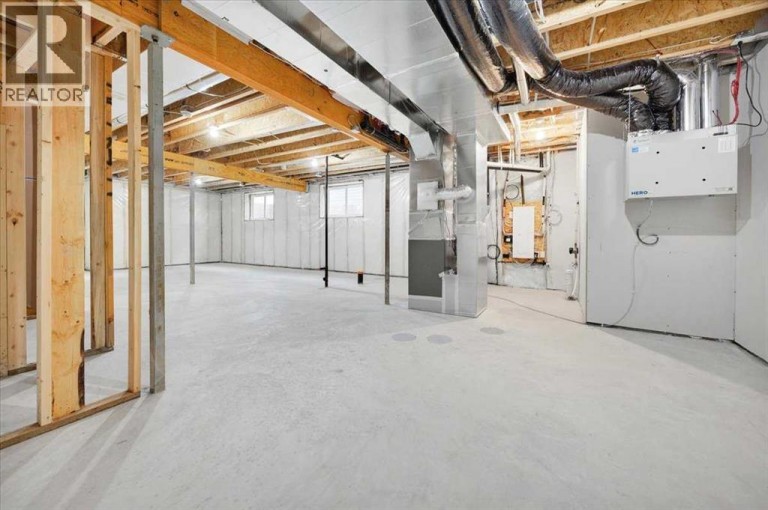 75 Versant Rise SW, Calgary, Alberta, T2Y0Z1