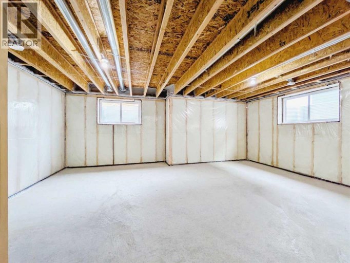 75 Versant Rise SW, Calgary, Alberta, T2Y0Z1