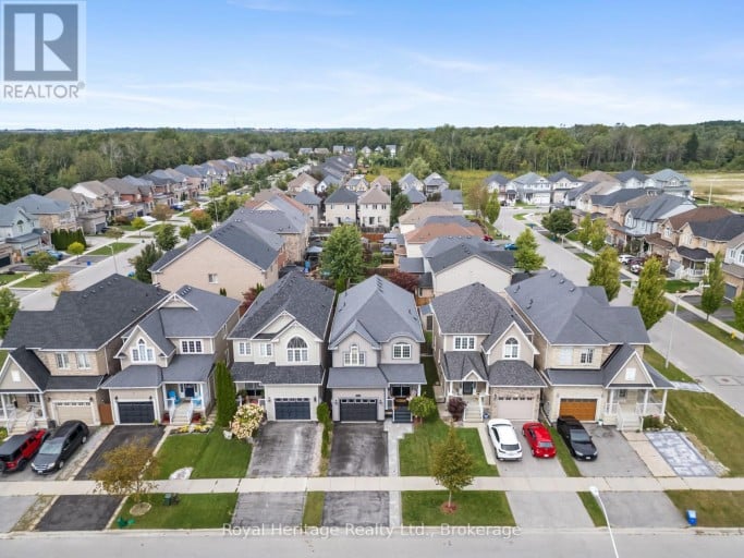 14 TABB AVENUE, Clarington (Courtice), Ontario, L1E0B2