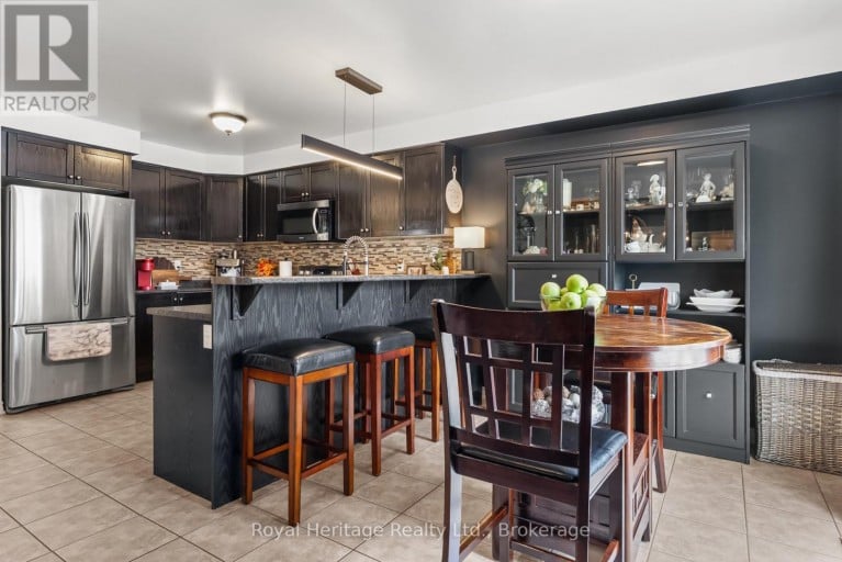 14 TABB AVENUE, Clarington (Courtice), Ontario, L1E0B2