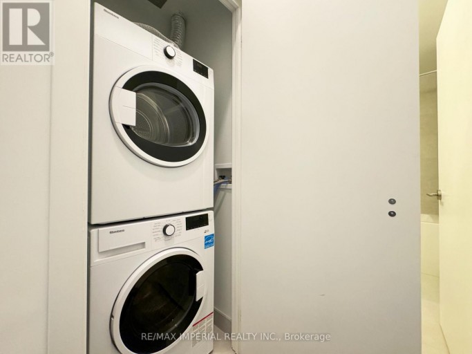 1005 - 2020 BATHURST STREET, Toronto (Humewood-Cedarvale), Ontario, M5P0A6