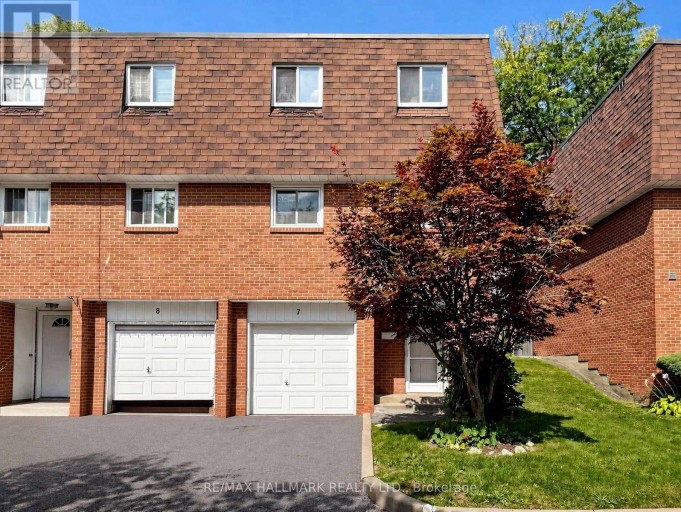 7 - 144 HENDERSON AVENUE, Markham (Thornhill), Ontario, L3T2L5