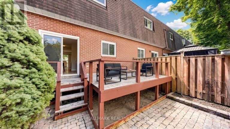 7 - 144 HENDERSON AVENUE, Markham (Thornhill), Ontario, L3T2L5
