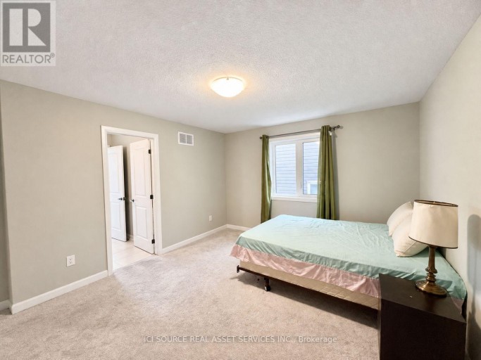 34 SWEET PEA WAY, Ottawa, Ontario, K2T0K5