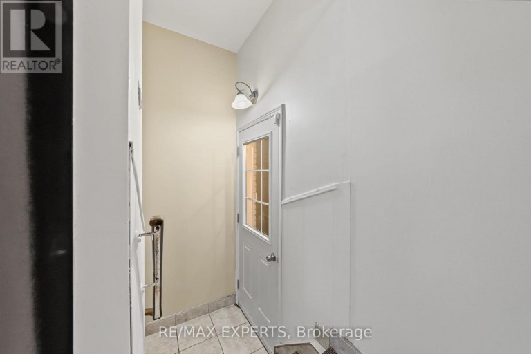 79 OLIVE STREET, Grimsby (Grimsby Beach), Ontario, L3M2C6
