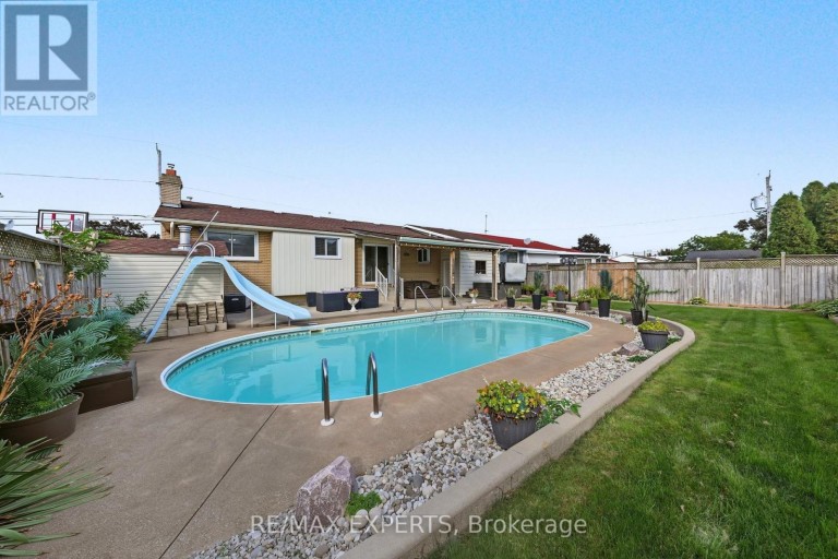 79 OLIVE STREET, Grimsby (Grimsby Beach), Ontario, L3M2C6