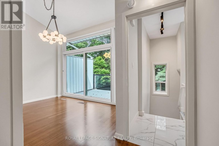 155 THREE VALLEYS DRIVE, Toronto (Parkwoods-Donalda), Ontario, M3A3C1