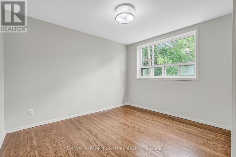 155 THREE VALLEYS DRIVE, Toronto (Parkwoods-Donalda), Ontario, M3A3C1