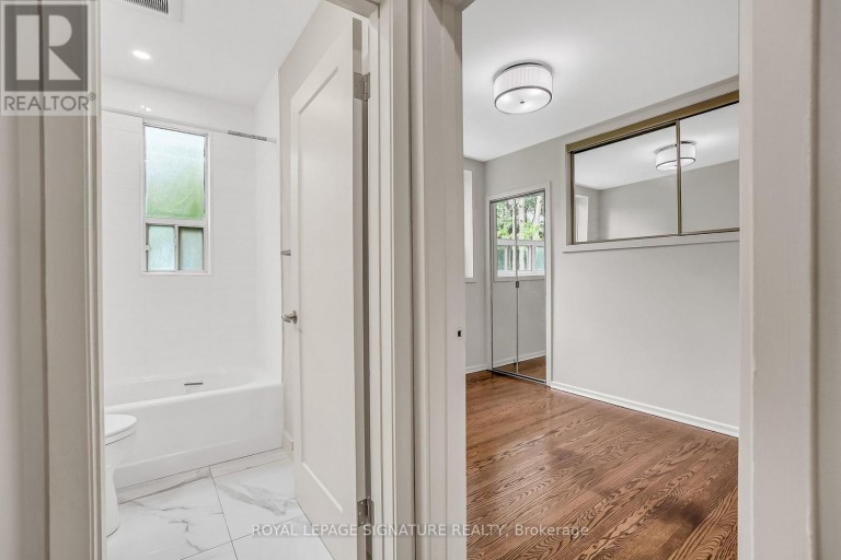 155 THREE VALLEYS DRIVE, Toronto (Parkwoods-Donalda), Ontario, M3A3C1