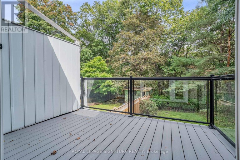 155 THREE VALLEYS DRIVE, Toronto (Parkwoods-Donalda), Ontario, M3A3C1