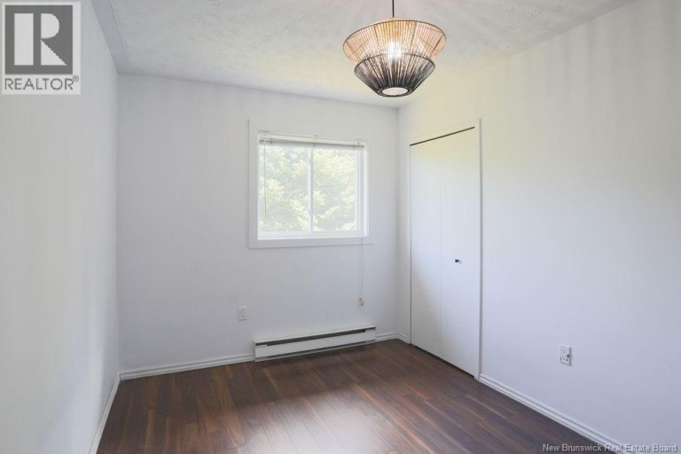 25 Hillsview Crescent, Rothesay, New Brunswick, E2E3N5
