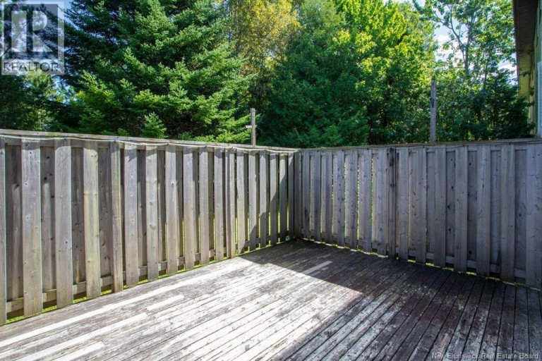 25 Hillsview Crescent, Rothesay, New Brunswick, E2E3N5