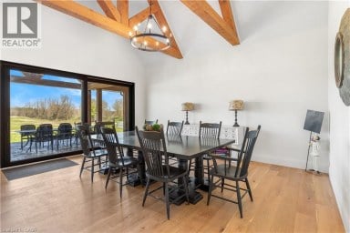 742 COUNTRY SQUIRE Road Waterloo Ontario photo 22