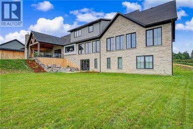 742 COUNTRY SQUIRE Road Waterloo Ontario photo 50
