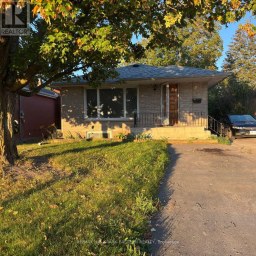 MAIN FLOOR UNIT - 893 FORD STREET Peterborough (Otonabee Ward 1) Ontario photo 1